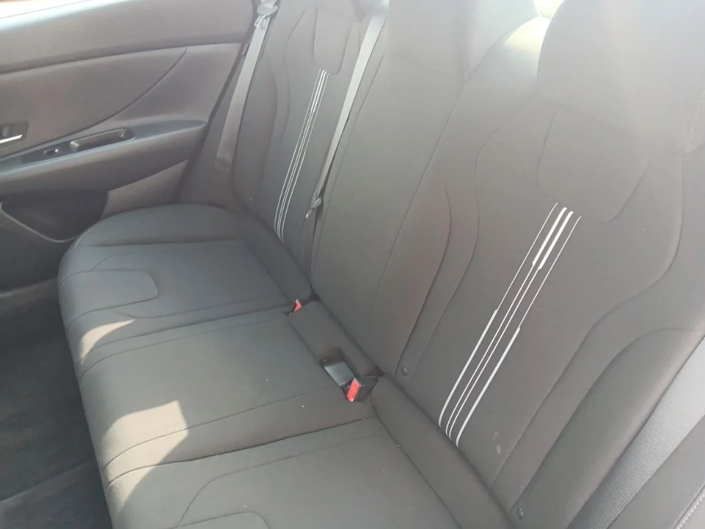 Used 2024 Fluid Metal Hyundai SEL image 31