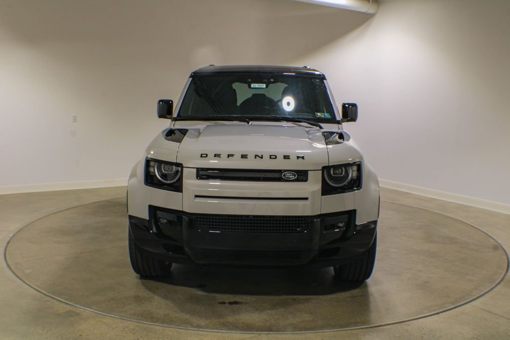 New 2026 Borasco Grey Land Rover X-Dynamic SE image 2