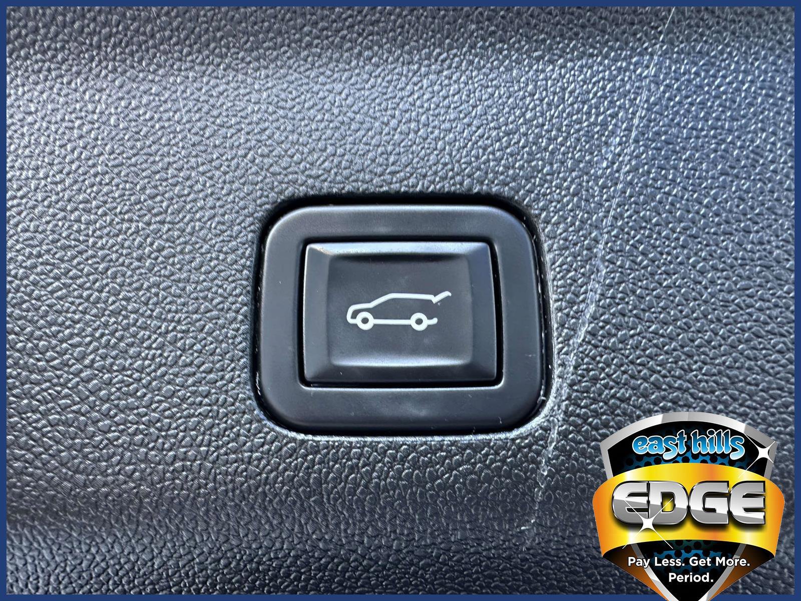 2024 GMC Yukon SLT - Photo 14