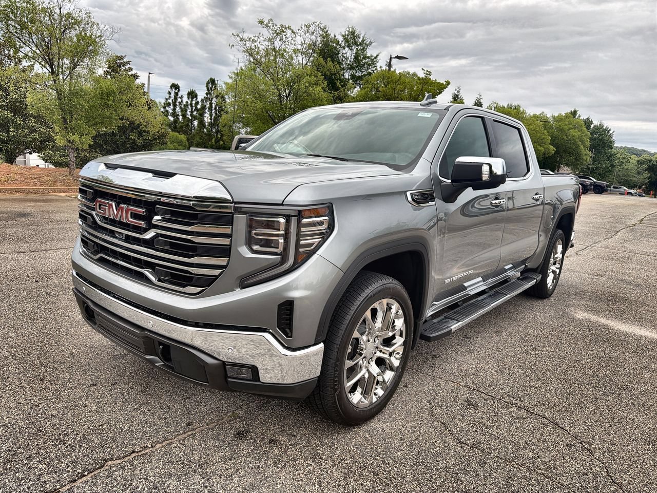 New 2026 Sterling Metallic GMC SLT image 4