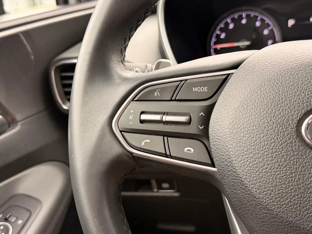 Used 2023 Silver Hyundai SEL image 20