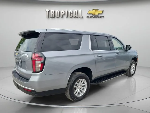 Used 2024 Sterling Gray Metallic Chevrolet LT image 5