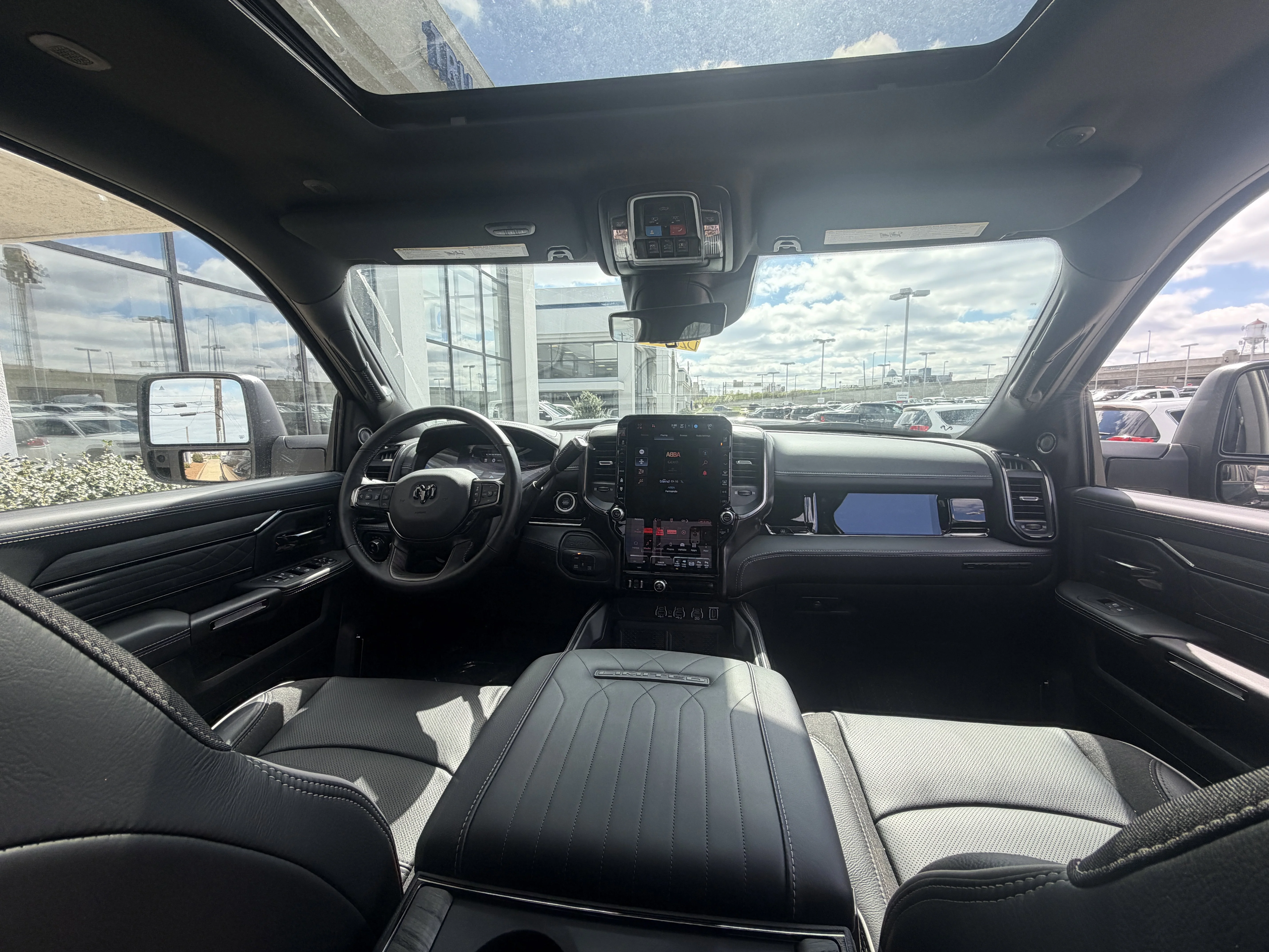 2026 RAM 2500 Limited - Photo 33