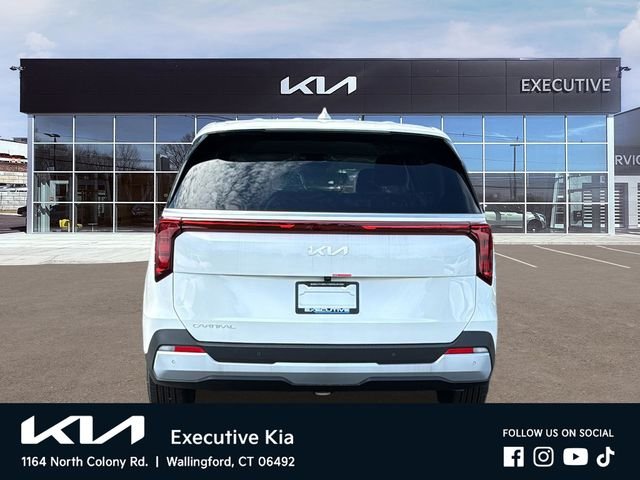 New 2026 Snow White Pearl Kia LX image 5