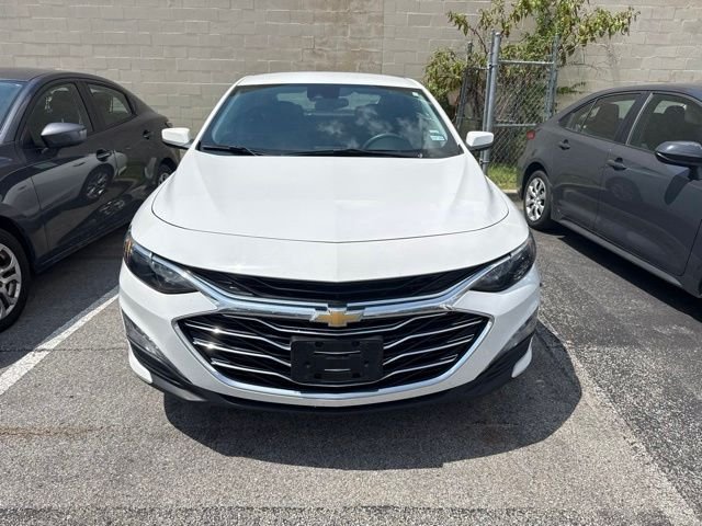 Used 2025 White Chevrolet LT image 1