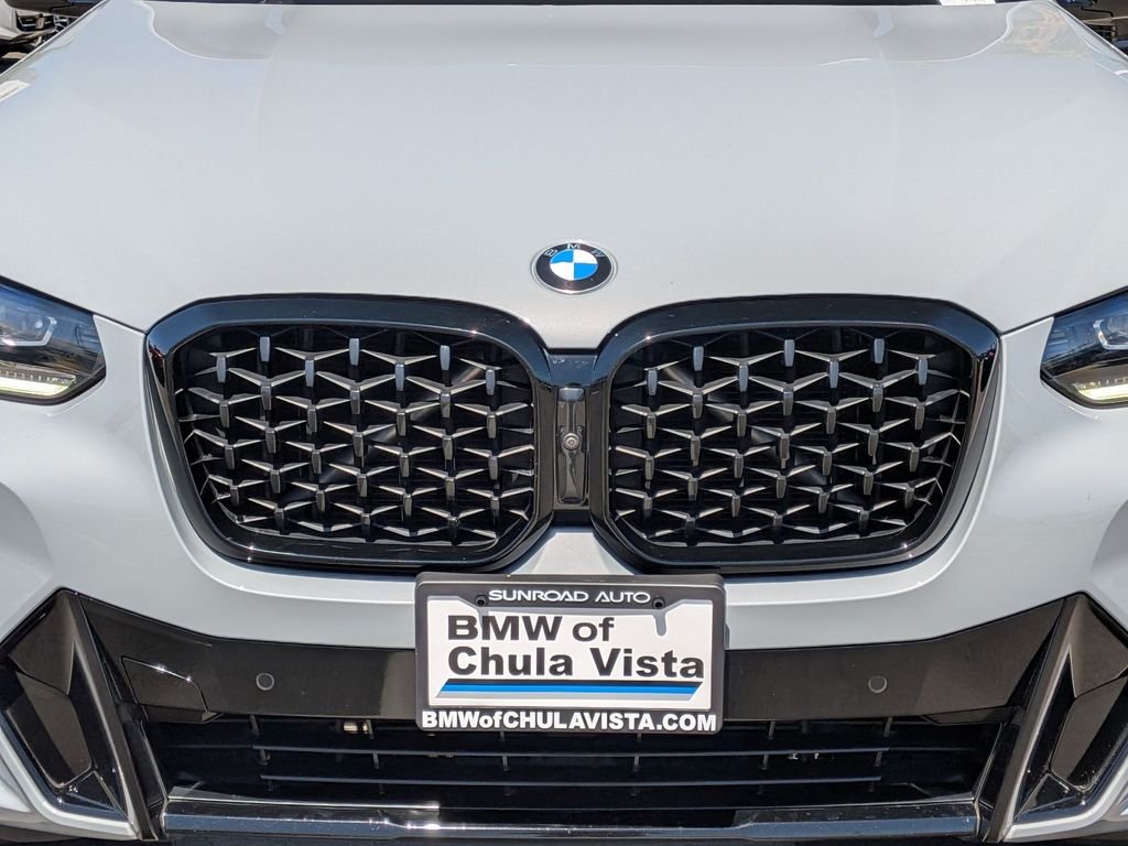 Used 2023 Gray BMW xDrive30i image 37