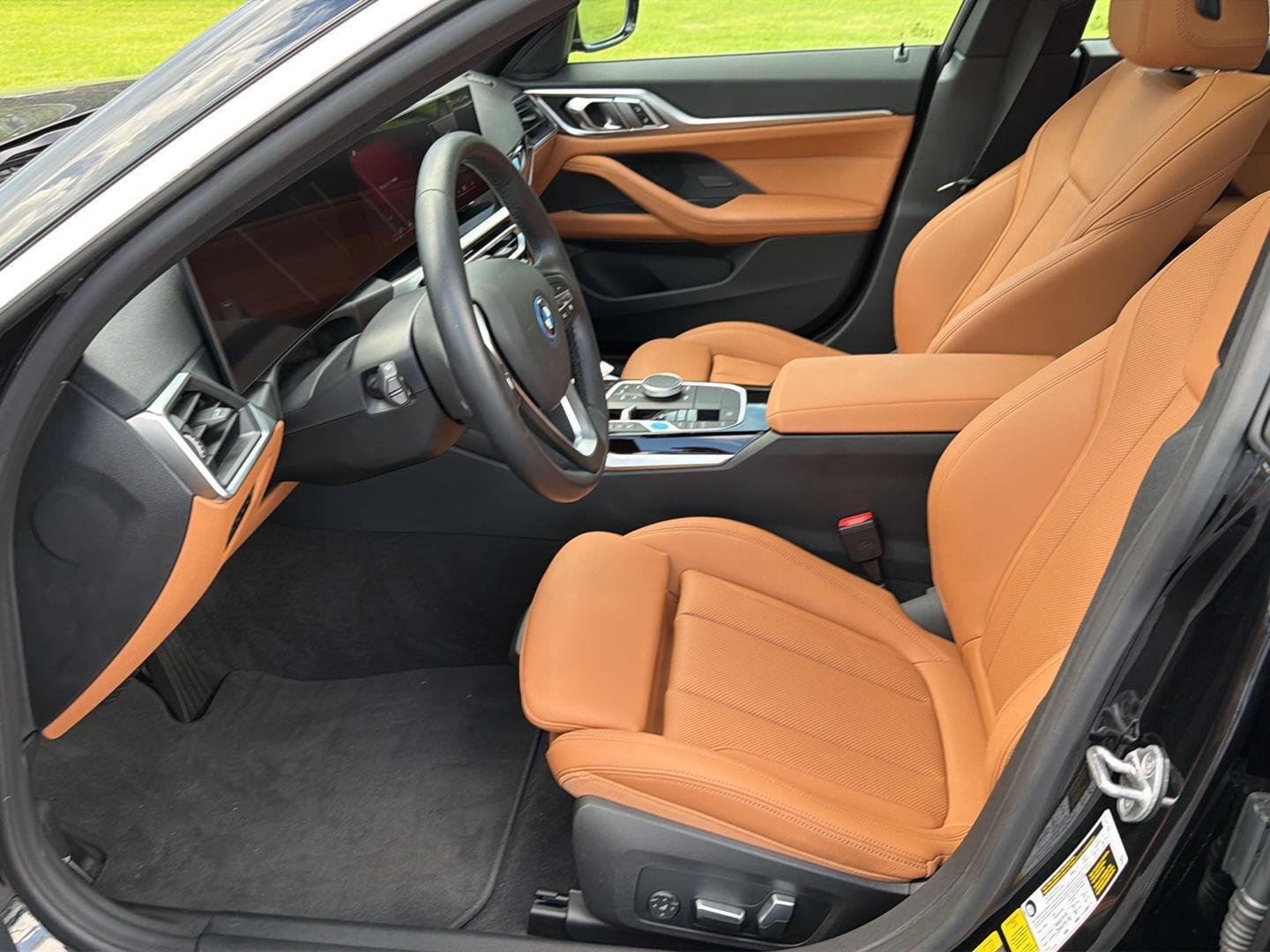 Used 2023 Black Sapphire Metallic BMW eDrive35 image 10