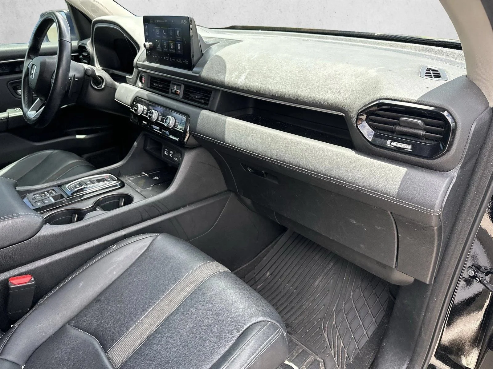 Used 2023 Crystal Black Pearl Honda EX-L 7 Passenger image 30