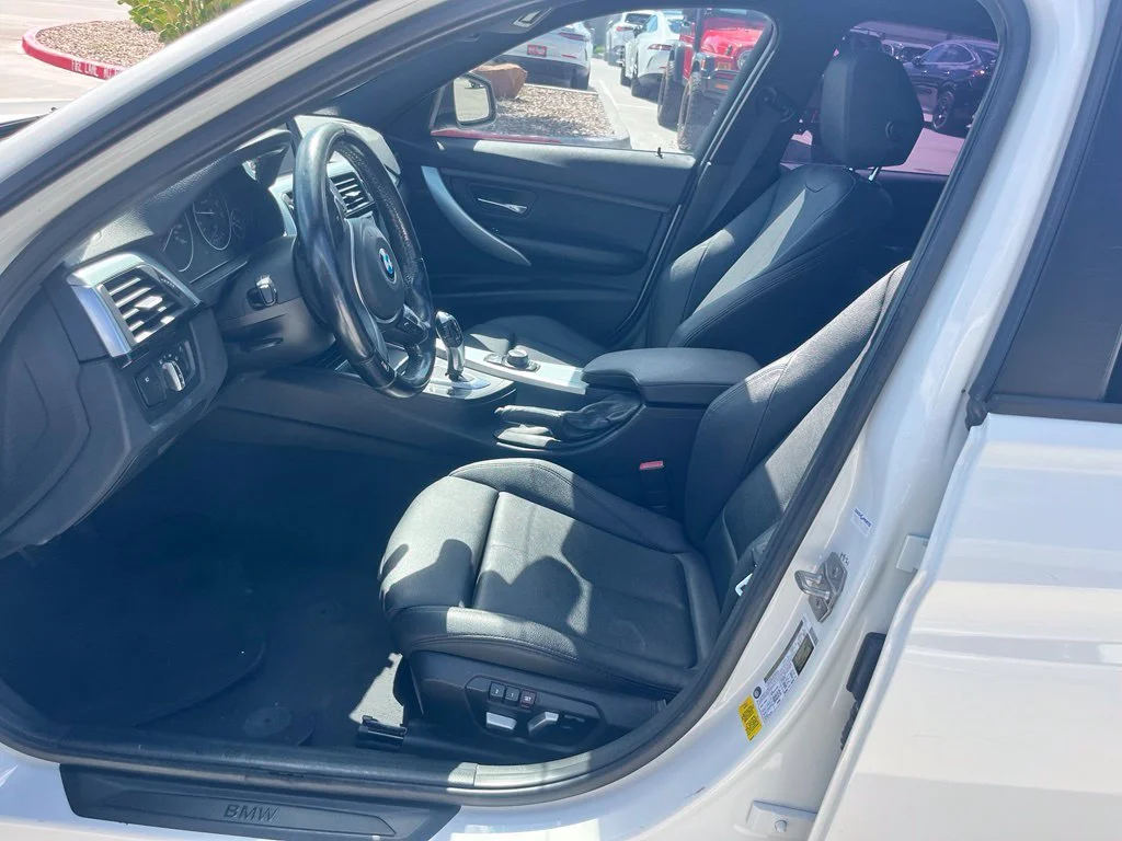 Used 2016 White BMW 320i image 10