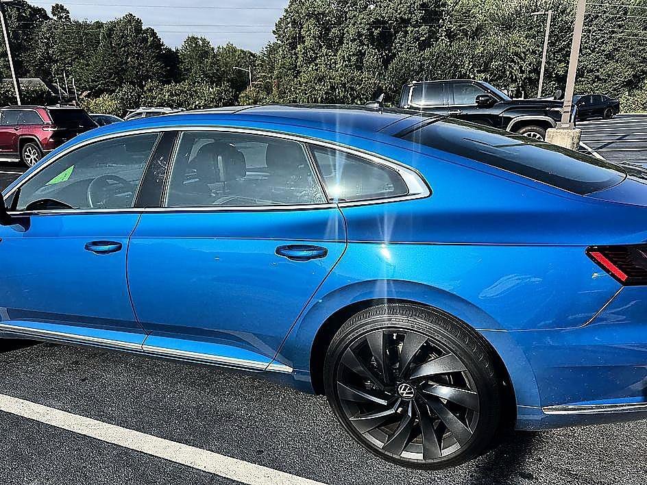 Used 2023 Blue Metallic Volkswagen SEL R-Line image 25