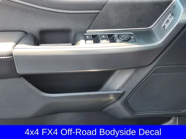 New 2026 Oxford White Ford XLT image 24