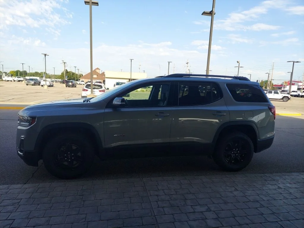 Used 2023 Silver GMC AT4 image 4