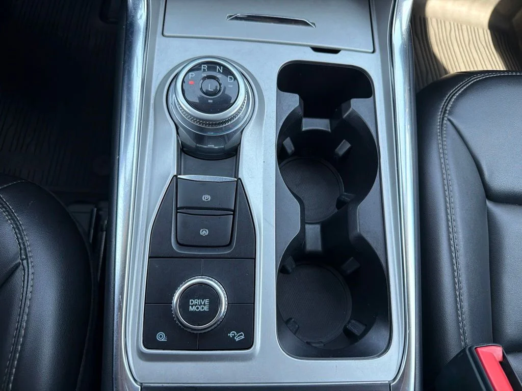 Used 2022 White Ford XLT image 14