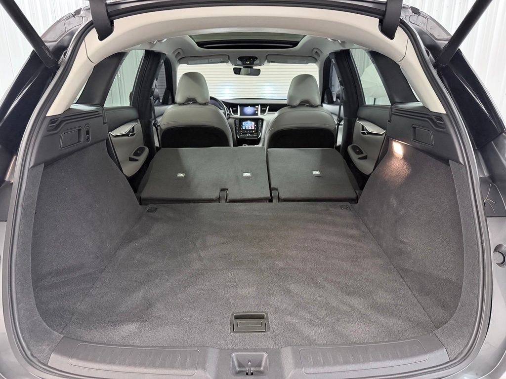 Used 2023 Gray INFINITI LUXE image 34