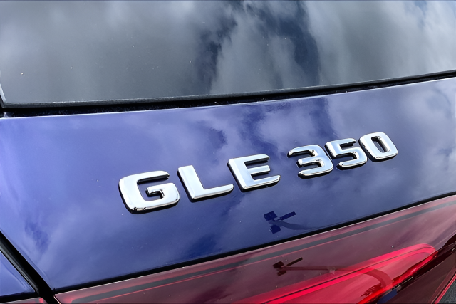Used 2026 Blue Mercedes-Benz GLE 350 image 24