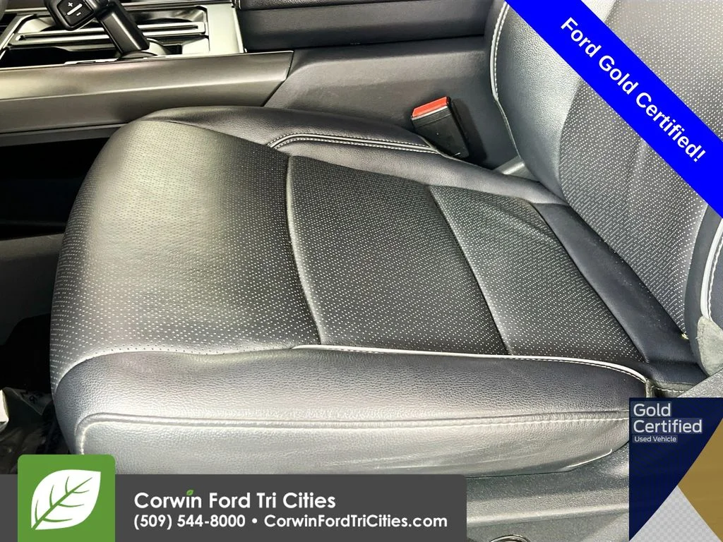 Certified Used 2025 Iconic Silver Metallic Ford Lariat image 23
