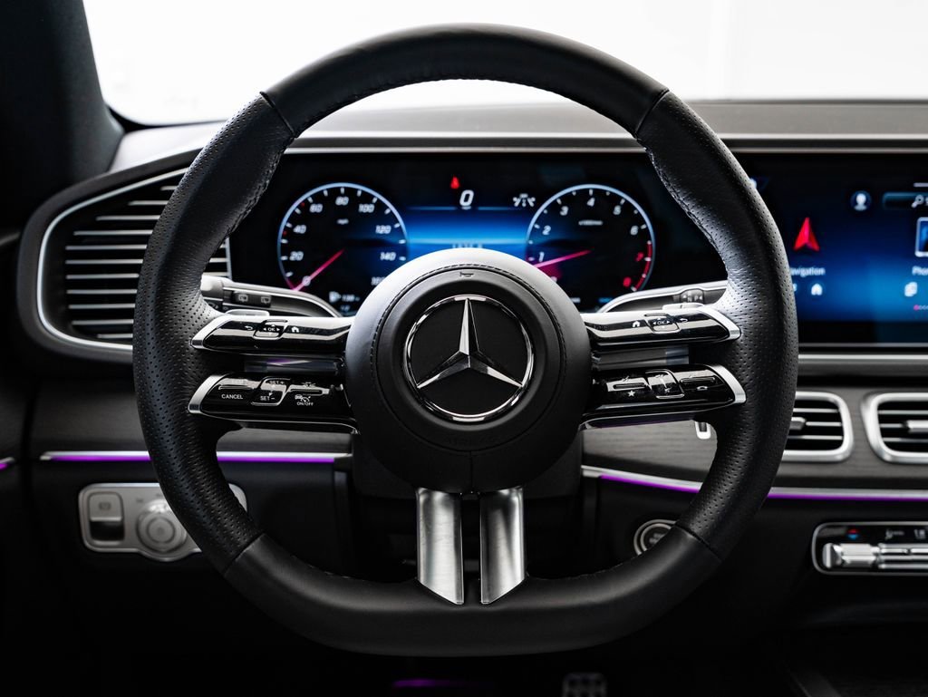 Certified Used 2026 Obsidian Black Metallic Mercedes-Benz GLE 580 image 42
