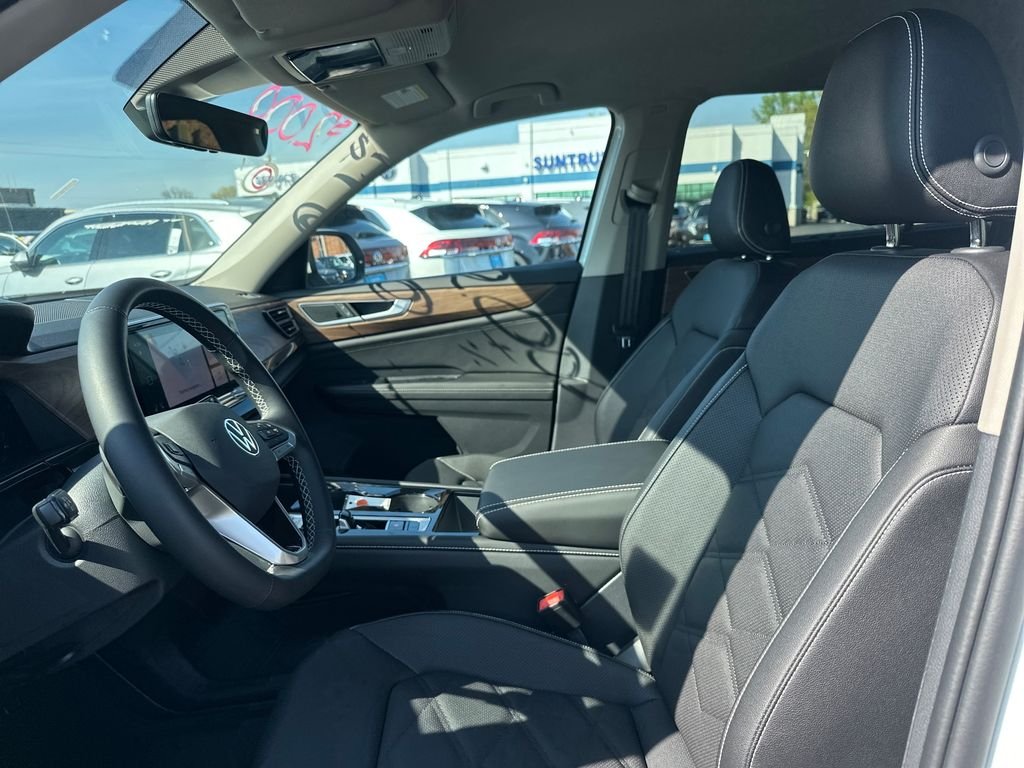 2026 Volkswagen Atlas SE w/Tech - Photo 10