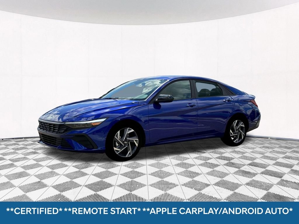 2025 Hyundai Elantra SEL - Photo 2