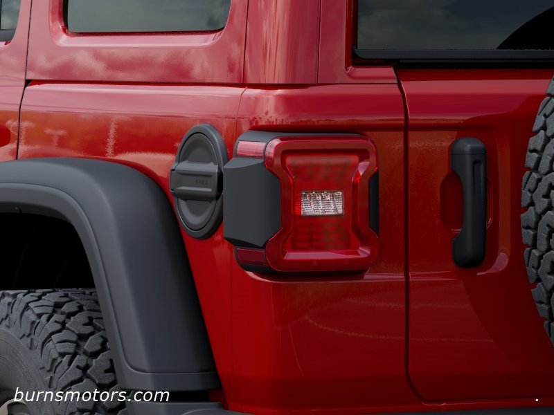 New 2026 Firecracker Red Clear-Coat Exterior Paint Jeep Rubicon 4-Door image 9