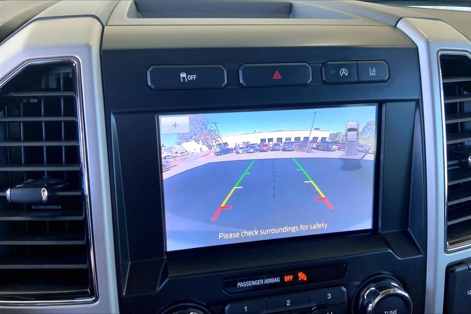 Used 2020 Oxford White Ford LARIAT image 28