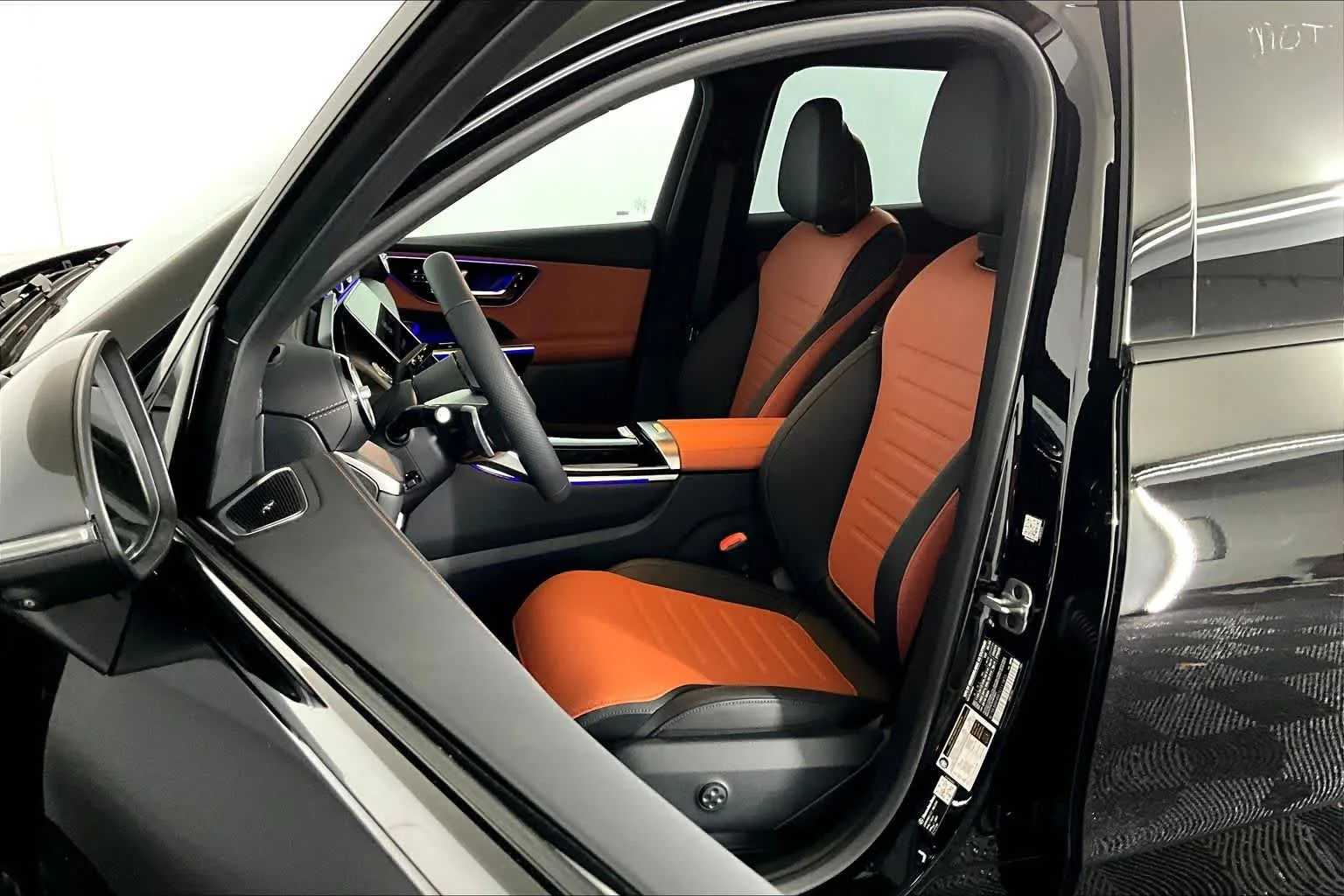 New 2026 Obsidian Black Metallic Mercedes-Benz GLC 300 image 14