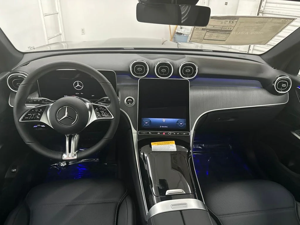 New 2026 Black Mercedes-Benz GLC 300 image 22