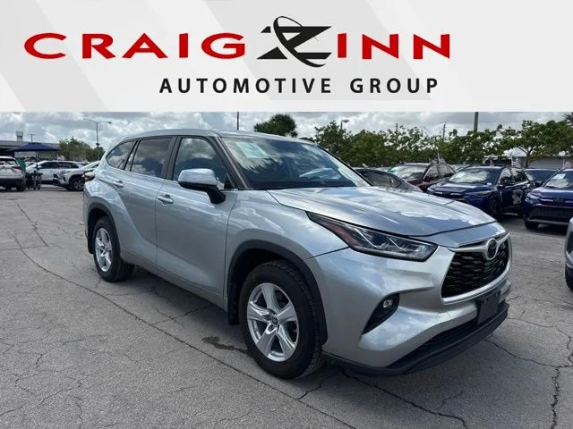 2024 Toyota Highlander LE