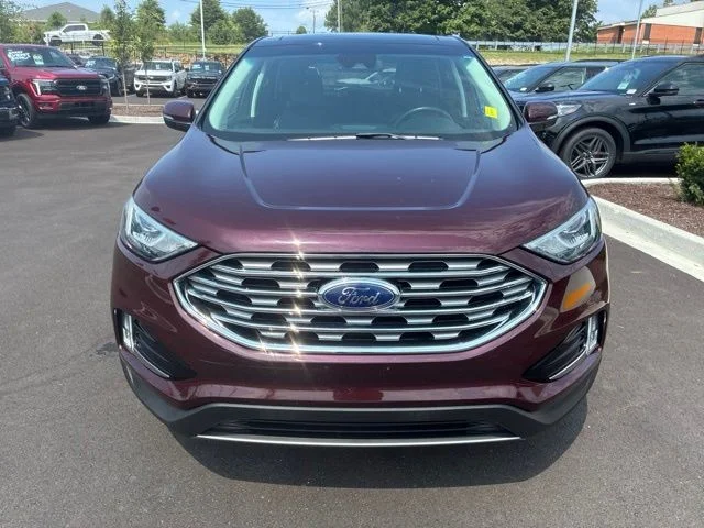 Used 2019 Burgundy Velvet Metallic Tinted Clearcoat Ford SEL image 2