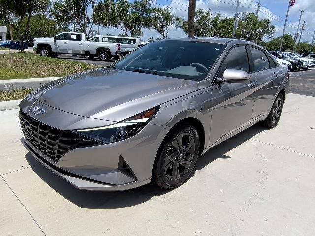Certified Used 2023 Silver Hyundai SEL image 8