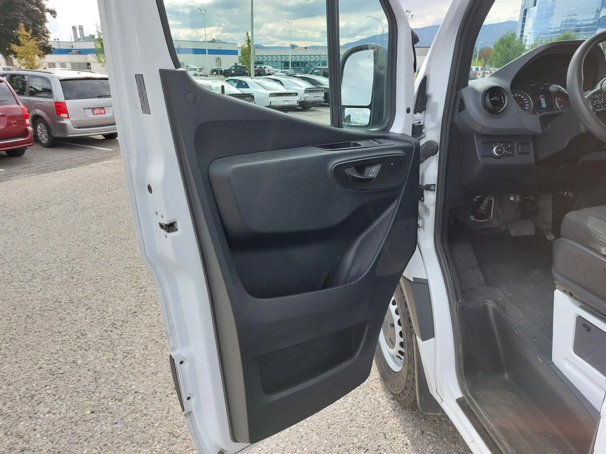 Used 2024 White Mercedes-Benz 2500 Standard Roof I4 Diesel 144" image 9