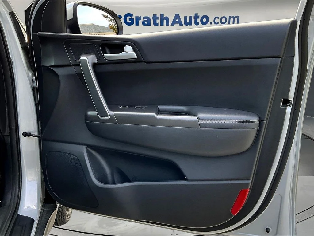 Certified Used 2018 Silver Kia LX image 28