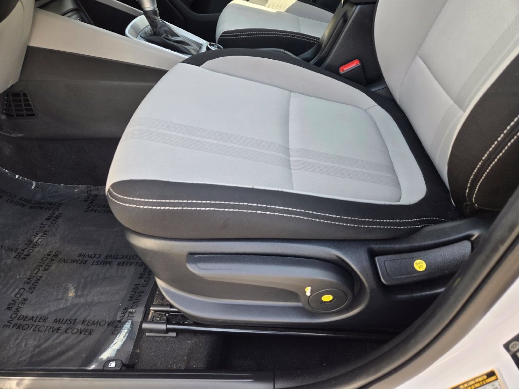 Certified Used 2025 White Hyundai SEL image 15