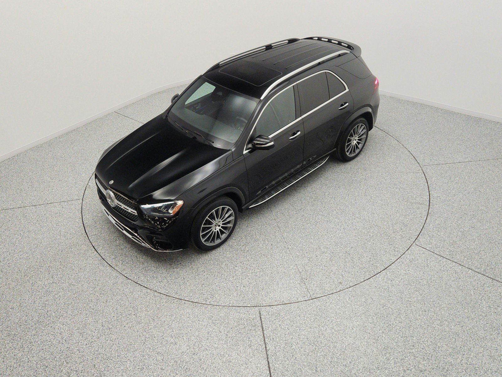 Used 2024 Black Mercedes-Benz GLE 350 4MATIC® SUV image 9