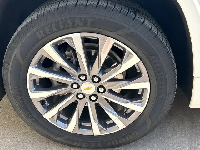 Used 2022 Beige Chevrolet Premier image 16