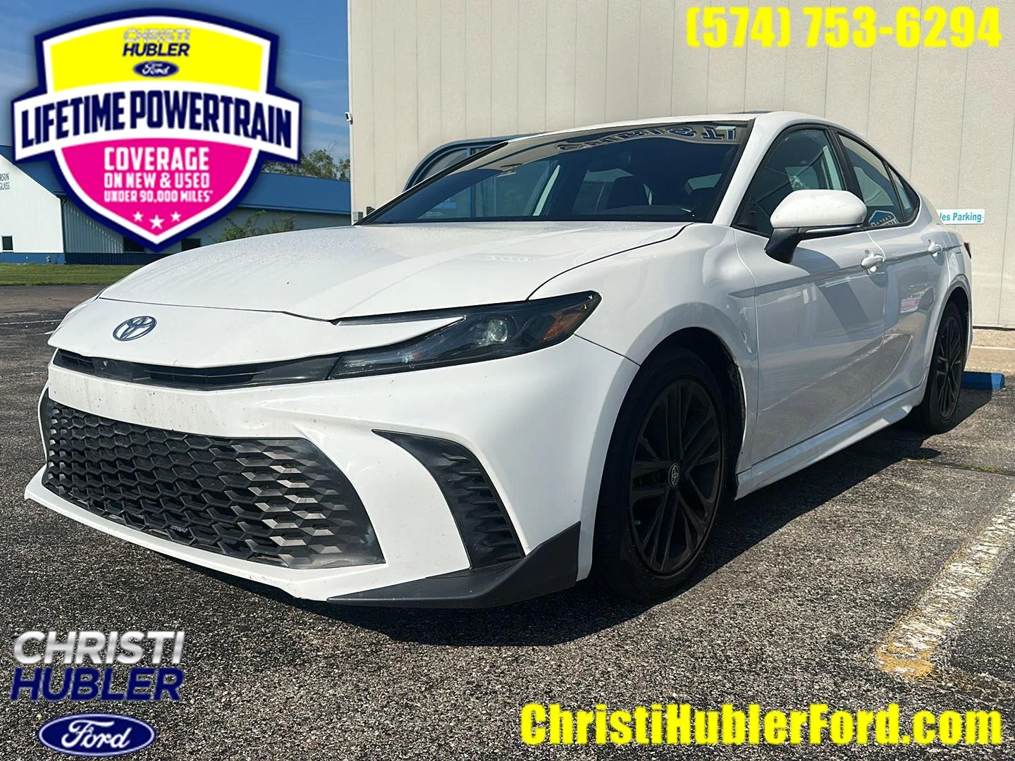 Used 2025 Ice Toyota XSE image 1