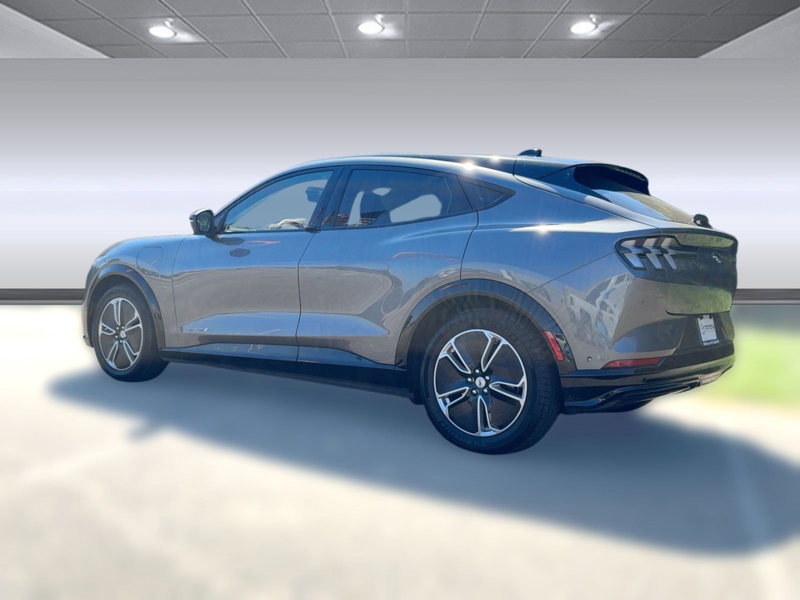 2023 Ford Mustang Mach-E Premium photo 2