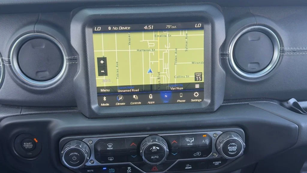 Used 2023 Gray Jeep Sahara 4xe image 10