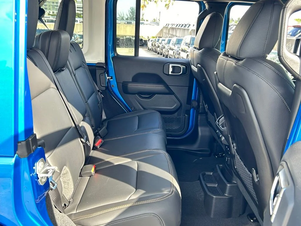 Used 2024 Blue Jeep Sahara image 30