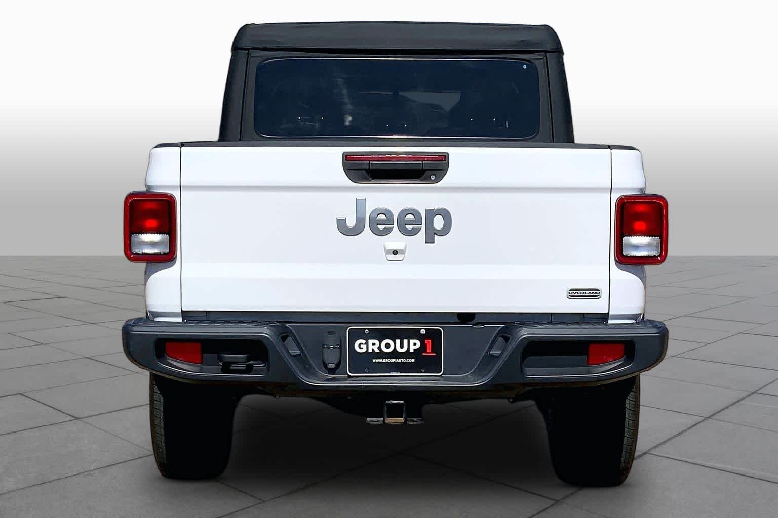 Used 2022 Bright White Clearcoat Jeep Overland image 9