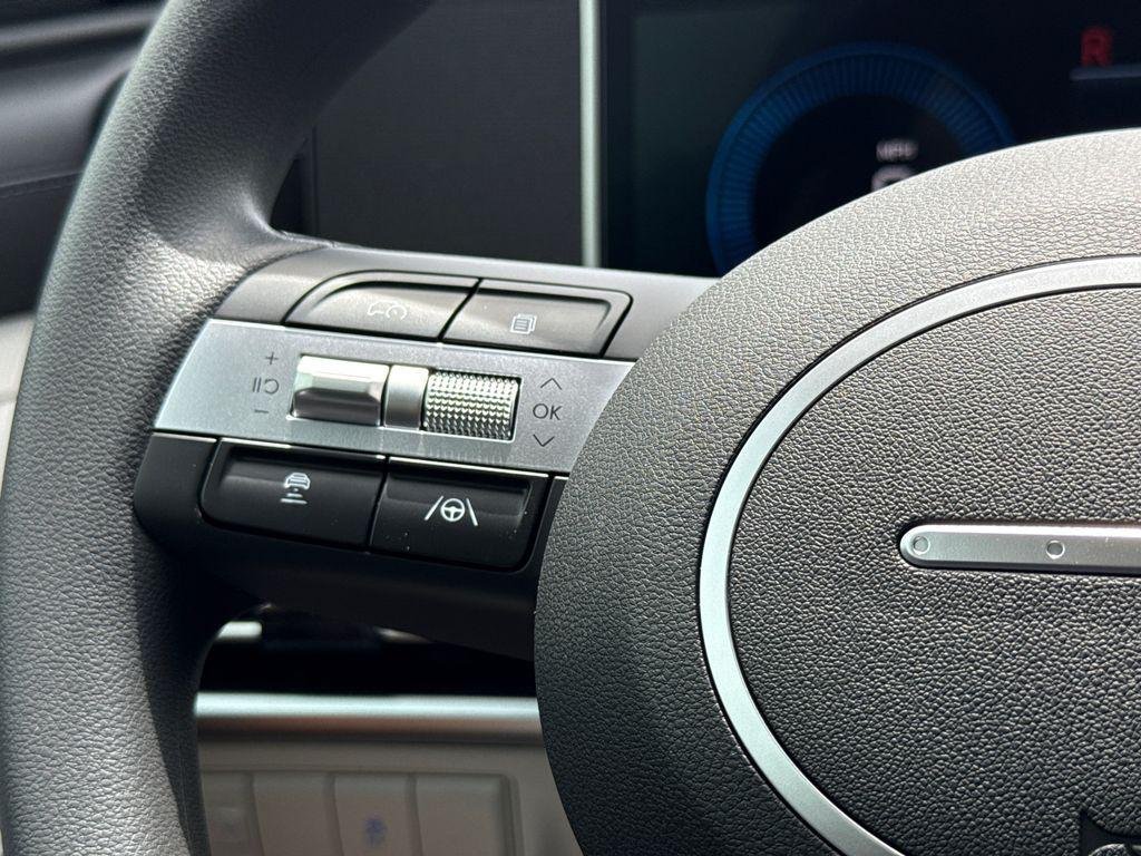New 2026 White Hyundai SE FWD image 28