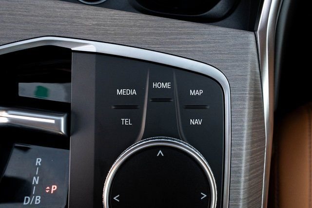 Certified Used 2025 Skyscraper Grey Metallic BMW xDrive40 image 20