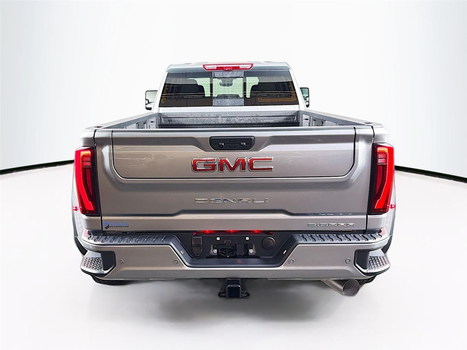 2026 GMC Sierra 3500HD Denali - Photo 6