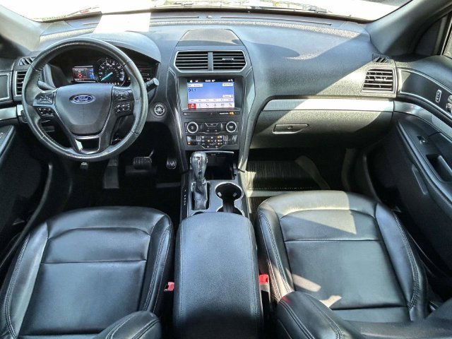 Used 2019 Gray Ford XLT image 4