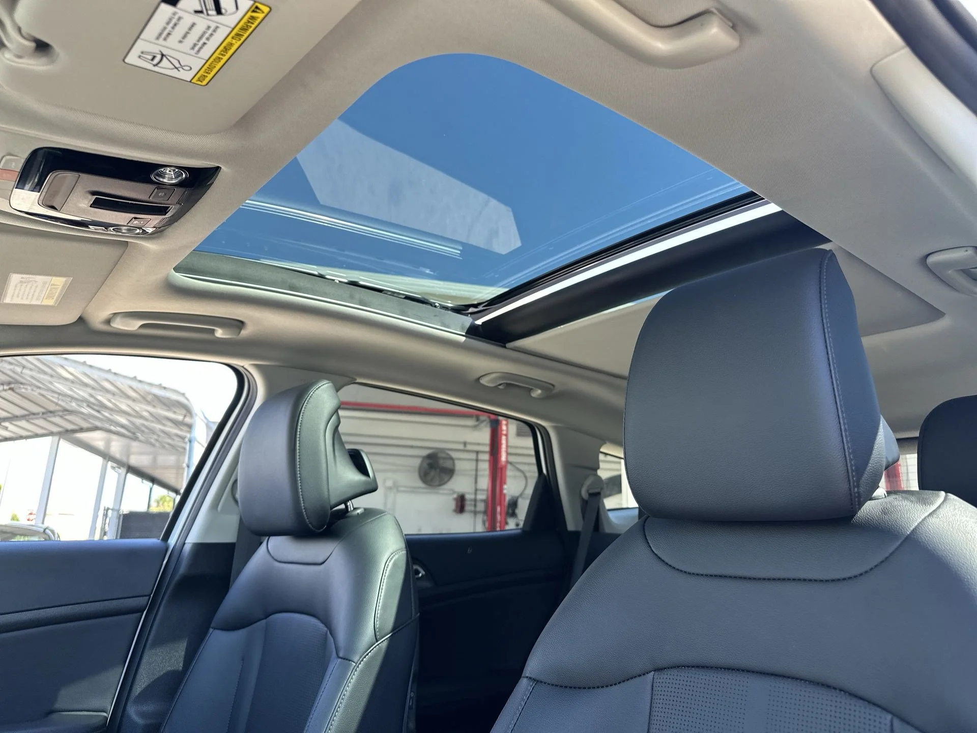 New 2026 Glacial White Pearl Kia  image 18