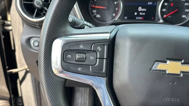 Used 2023 Sterling Gray Metallic Chevrolet 2LT image 22