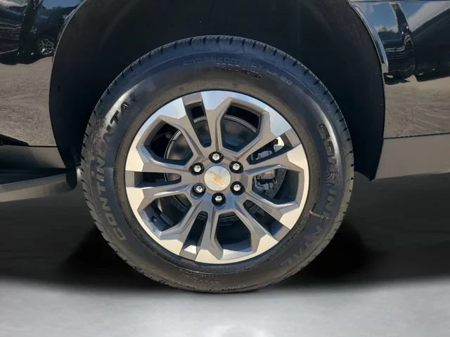 New 2026 Black Chevrolet LT image 38