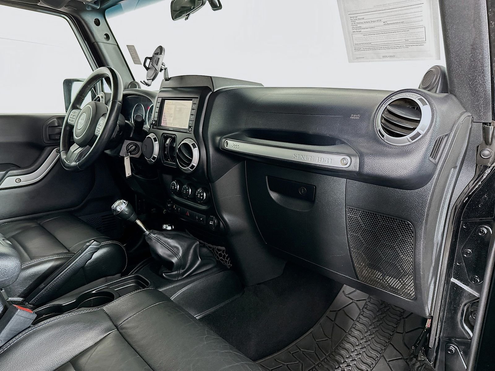 Used 2012 Black Clearcoat Jeep Unlimited Rubicon image 29