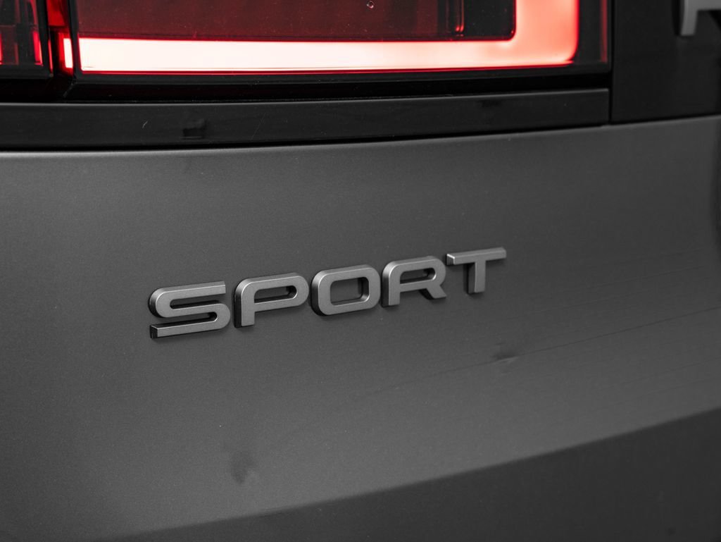 New 2026 Varesine Blue Land Rover SE image 19