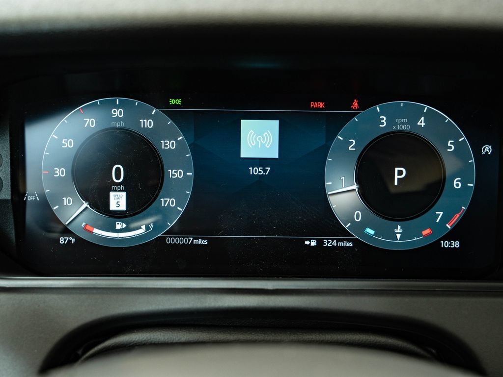 New 2026 Arroios Grey Land Rover S image 31